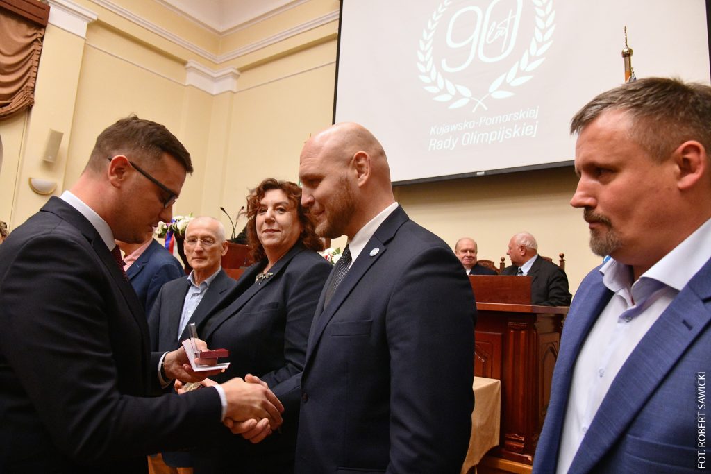 Odznaki za „Zasługi dla Sportu”